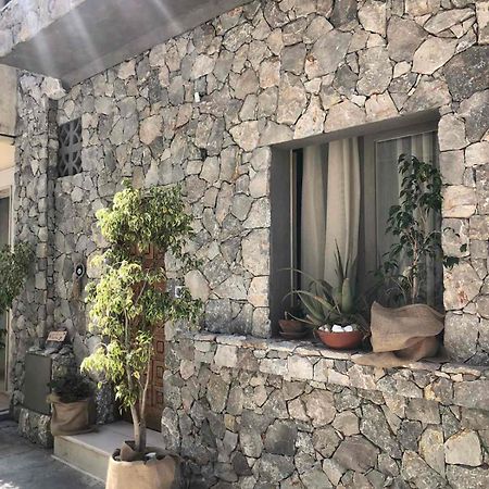 Guest House Pauline Kos Bagian luar foto