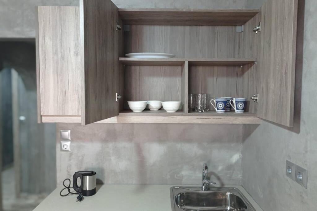 Guest House Pauline Kos Bagian luar foto