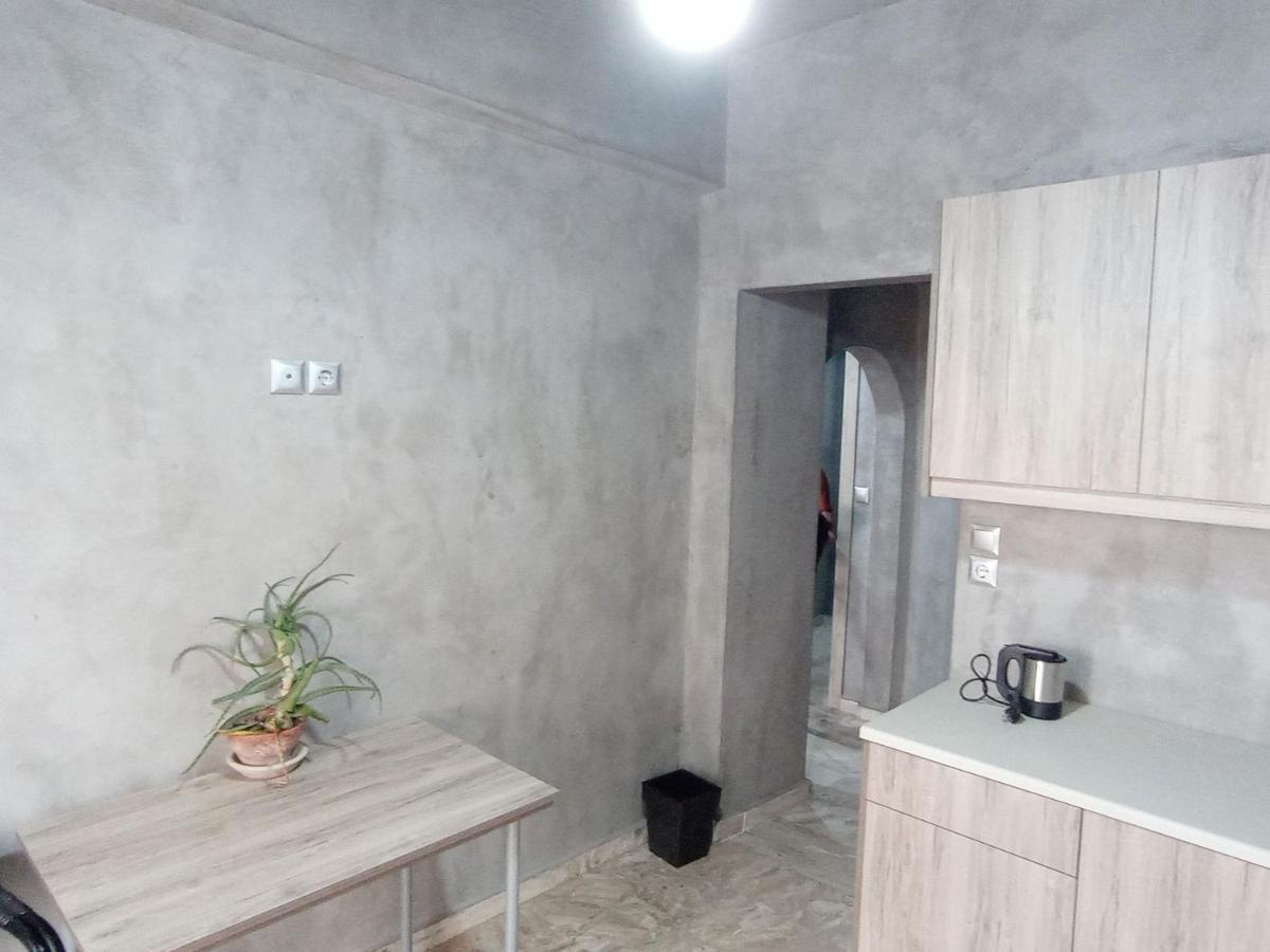 Guest House Pauline Kos Bagian luar foto