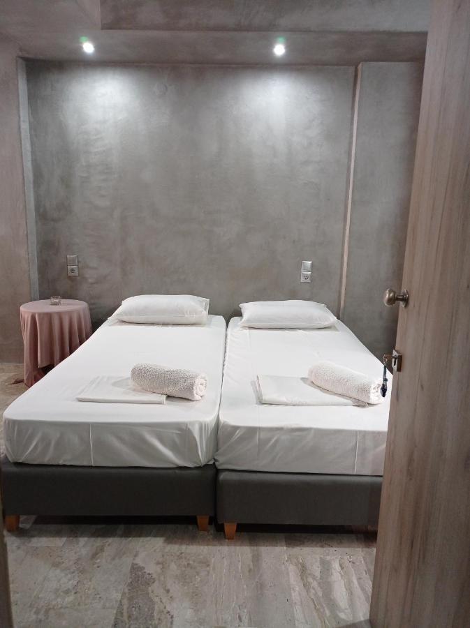 Guest House Pauline Kos Bagian luar foto